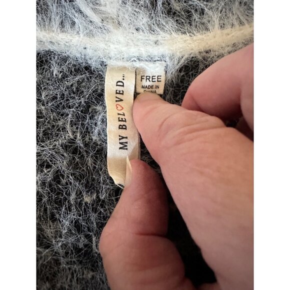 My Beloved Women's Sweater Vest One Size White Black Fuzzy Soft Wool Blend Open - Picture 8 of 12